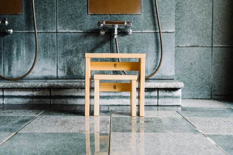 Effortless Dressing KISO | Hinoki Cypress Family Bath Stool