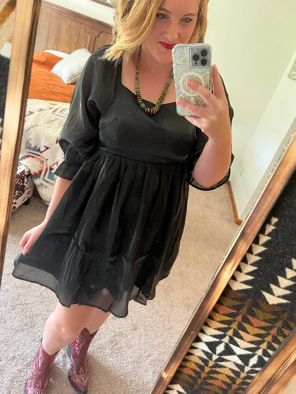 Chic Black Dress