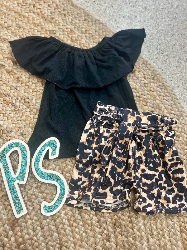 Warm And Comfortable Leopard Shorts Set