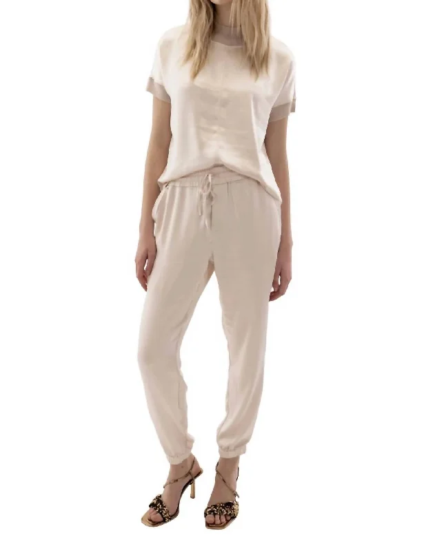 Everyday Style Cary Satin Jogger In Pearl
