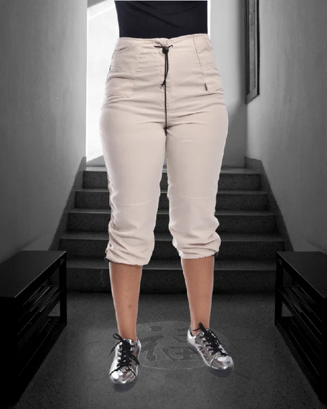 Stretch Design Ladies Beige Pocket Capri Pants