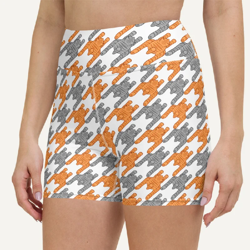 Free And Comfortable Tabby Cats Houndstooth High-Waisted Shorts