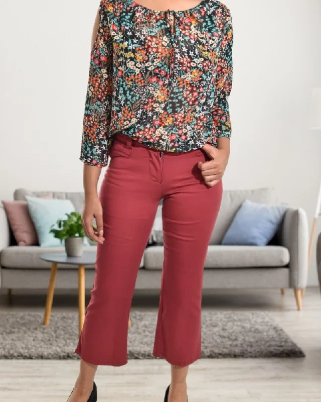Sports High Waist Style Ladies Maroon Capri Pants