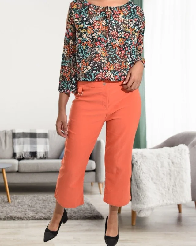 Innovative Design Ladies Orange capris Pants