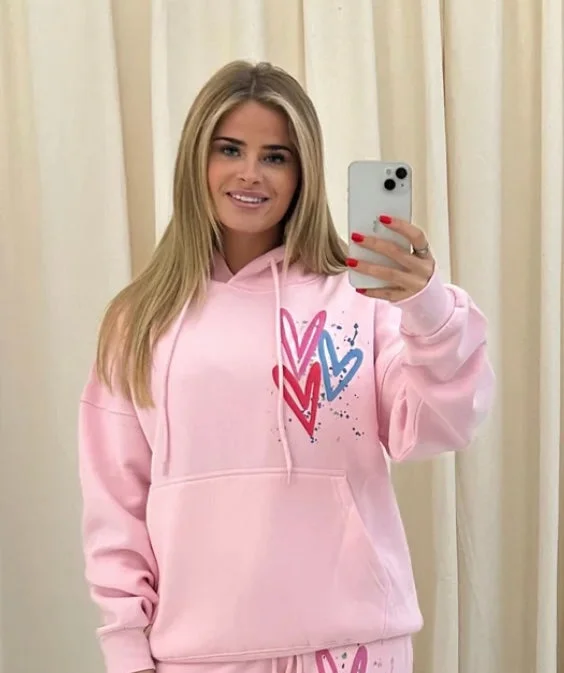 Elegant Outline Miss Runway Multicolour Heart Graffiti Hoodie Pink