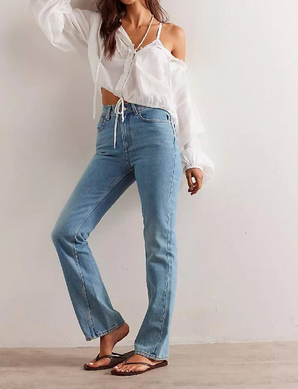 Bright Colors Xena Slim Straight Jeans In Union Blue