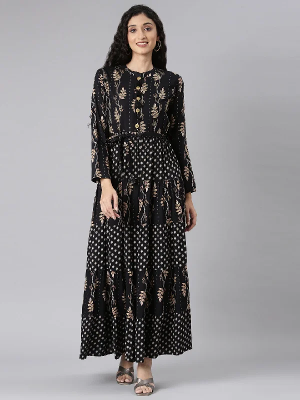 Tropical Style Neerus Black Curved Casual Floral Maxi Dresses