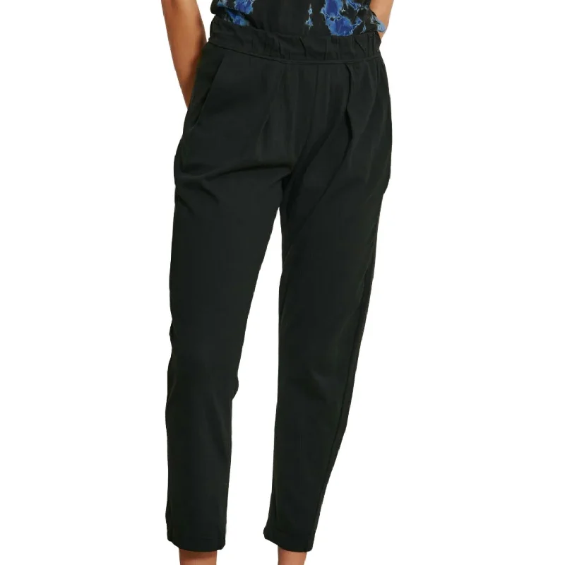 Classic Style Easy Pant In Black