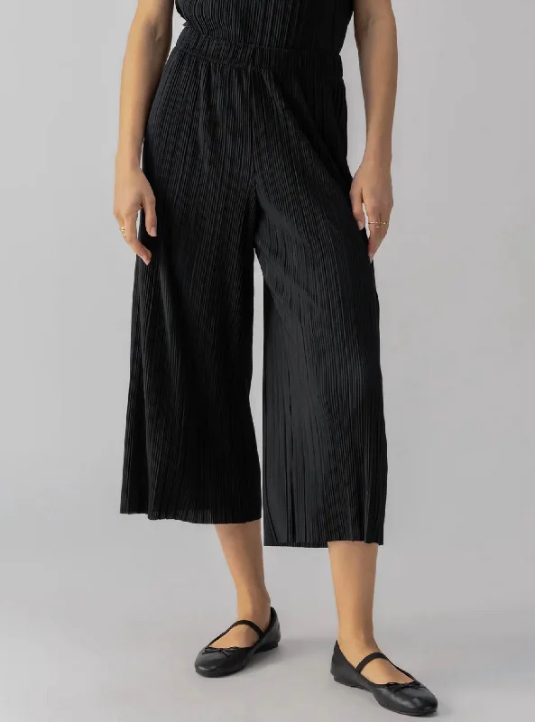 High-end atmosphere Plisse Culotte Pants In Black