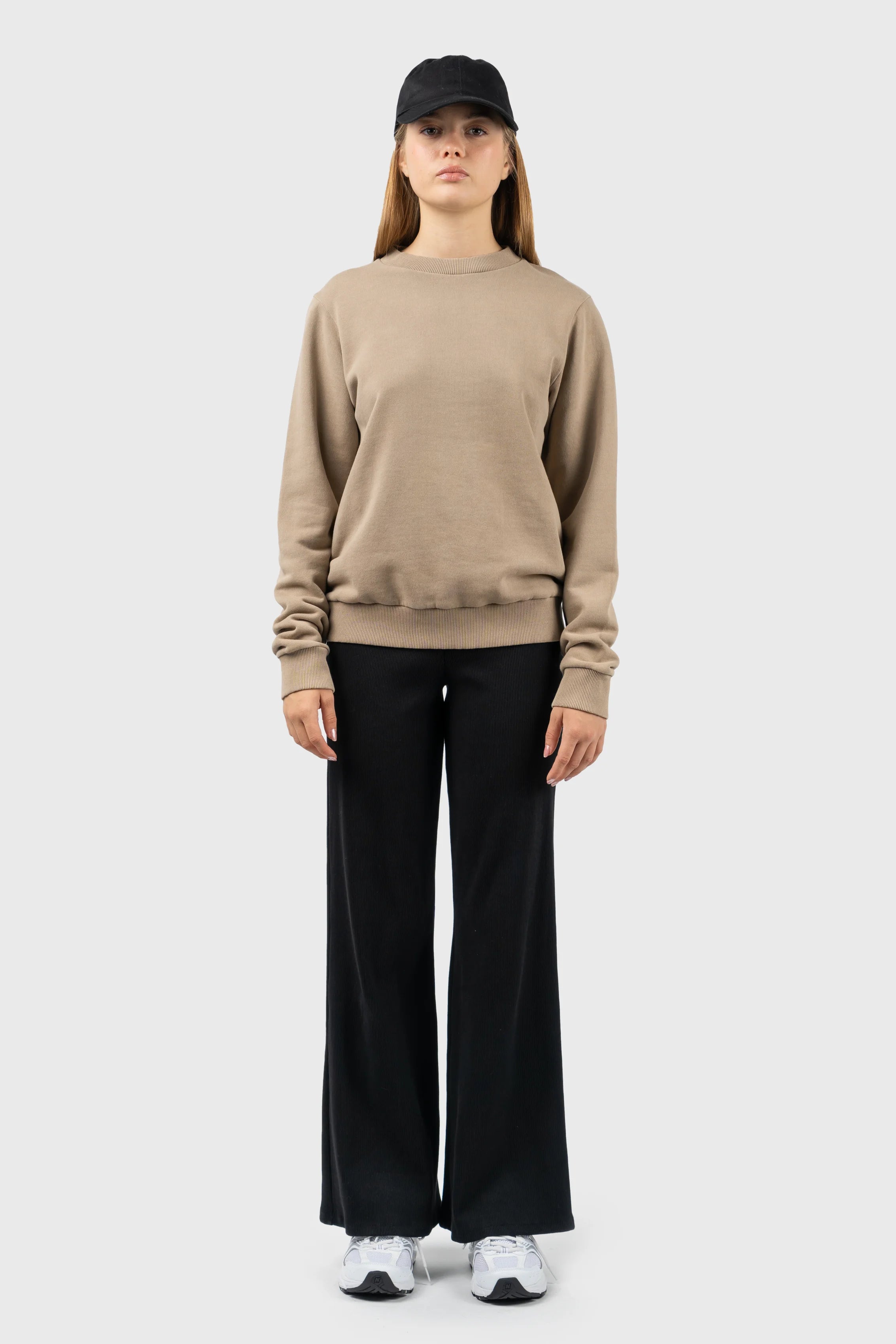 Design And Tailoring Earth Series Crew Neck Sweatshirt