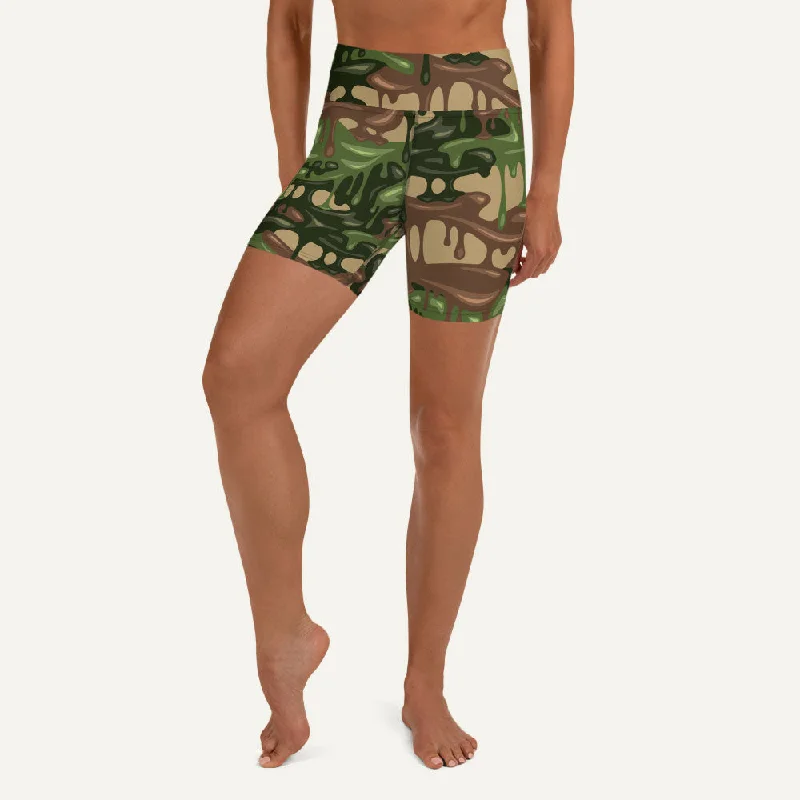 Exquisite Embroidery Woodland Camouflage Drip High-Waisted Shorts