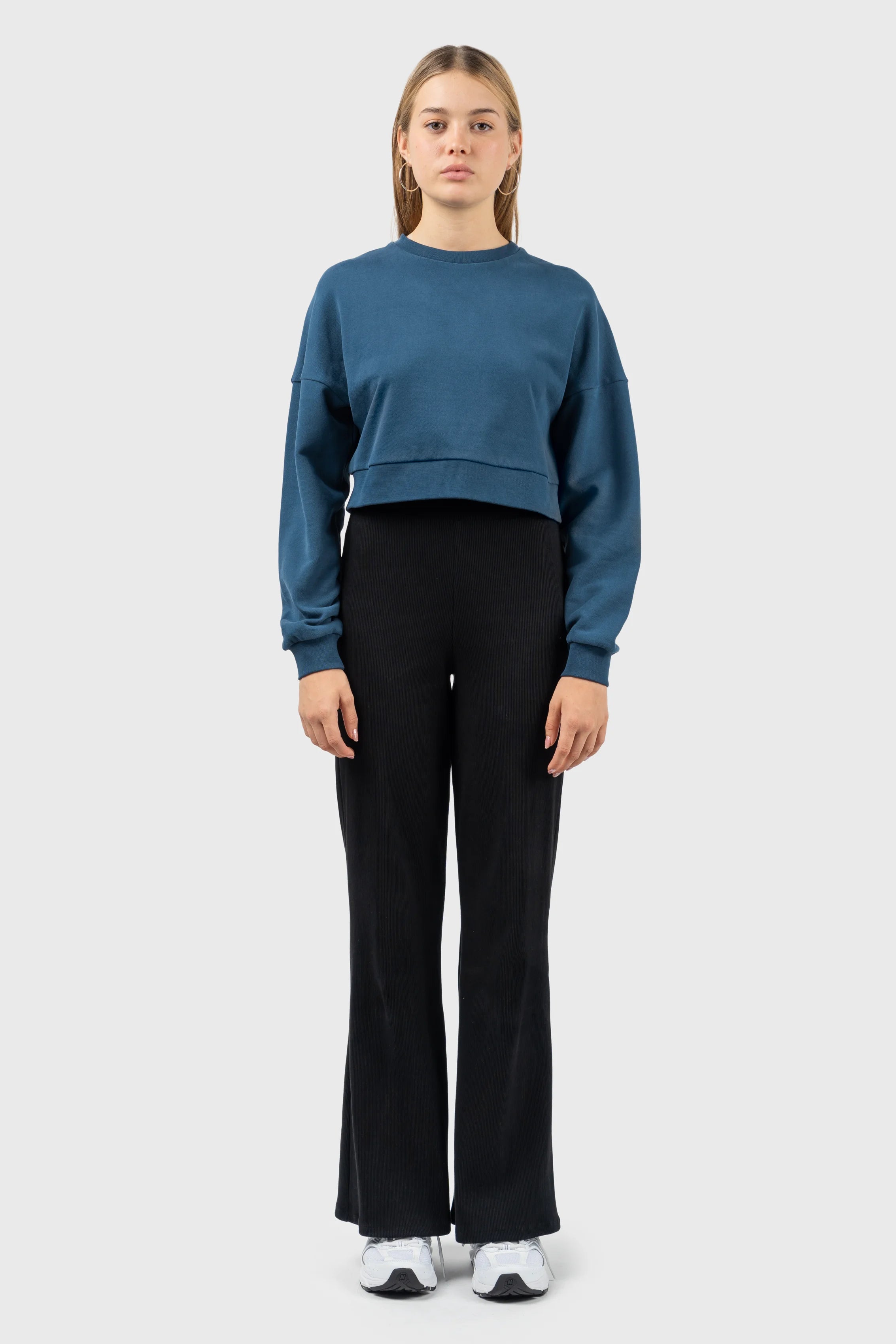 Casual Style Dropped shoulder Crew Neck Sweatshirt