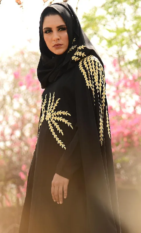 High-end Design Black Dramatic Lavish Embroiderd Abaya