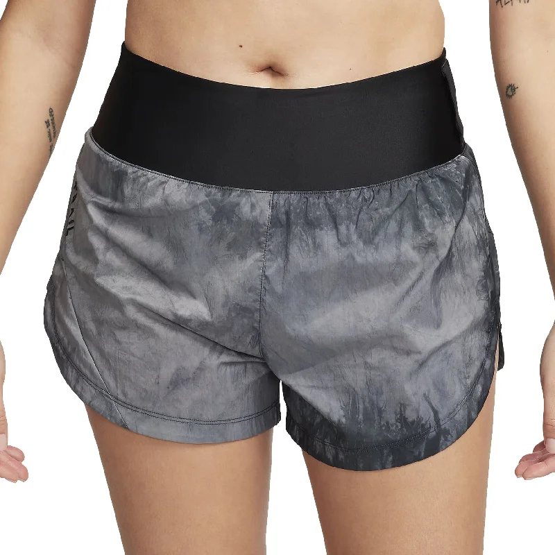 Weekend Style Womens Nike Repel Trail Short