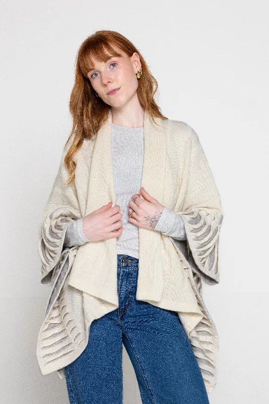 Goddess Outfit Irish - Atlantic Wrap Cardigan - Cream