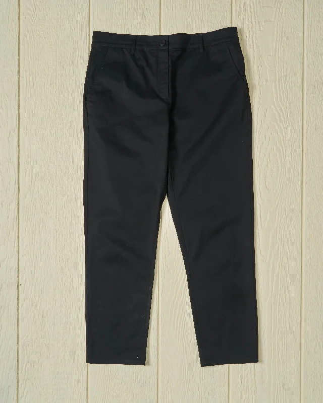 New Season Series Women’s Narrow Leg Chino in Black