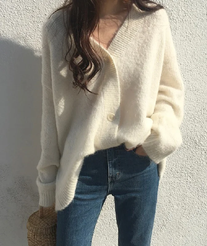 Dynamic Fashion Loose v-neck sweater coat knitted cardigan coat  151