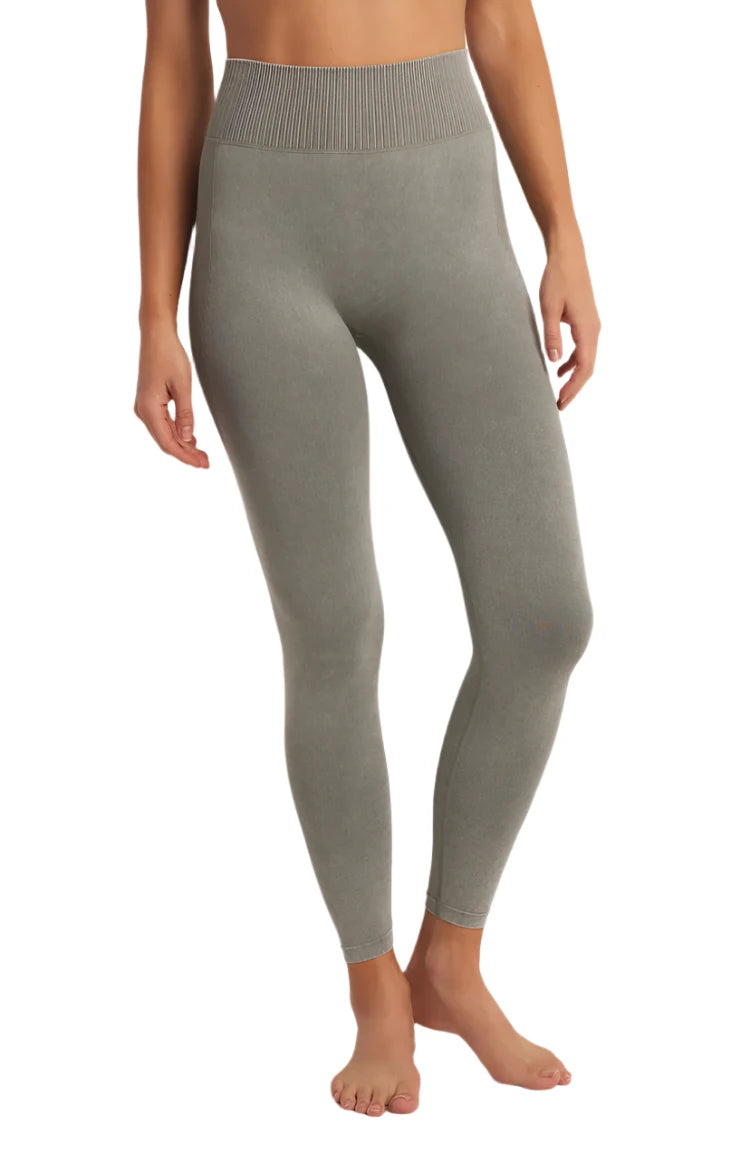 Round neck design Z Supply WASH OUT SEAMLESS 7/8 LEGGING Olive