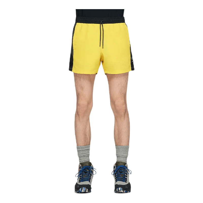 Printed pattern Extreme Shorts Yellow