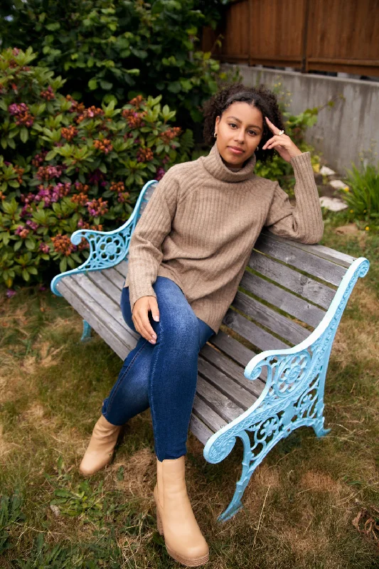 Slim Fit BFF Easy Rib Sweater
