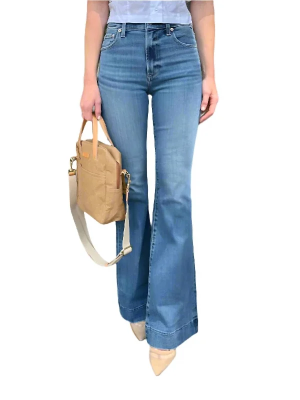 Noble And Elegant Kinsley Mid Rise Jeans In Avenue Wash